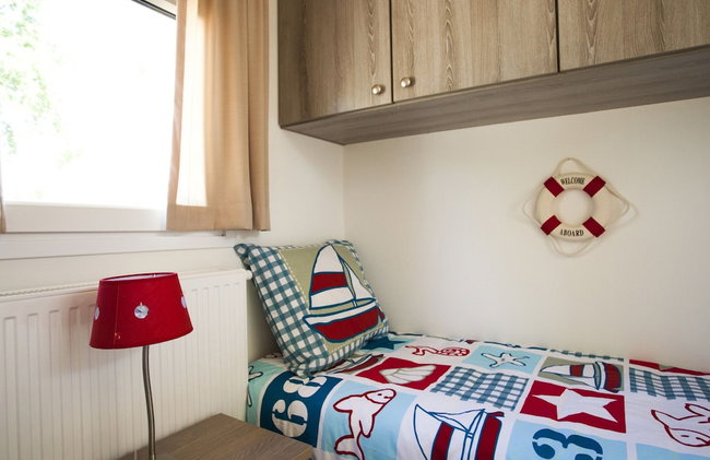 Enchanting Chalet 600 m From the sea - Photo 4