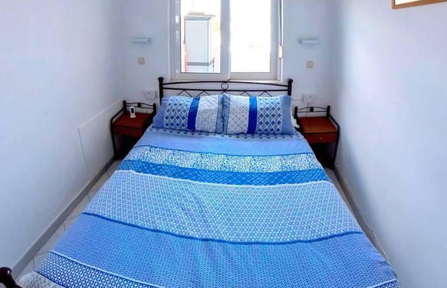 Deluxe Beach Apartment- Sleeps 2 & Private Terrace - Foto 5