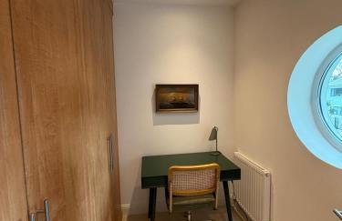 Luxury Villa with Beach Hut and Hot Tub - Photo 15