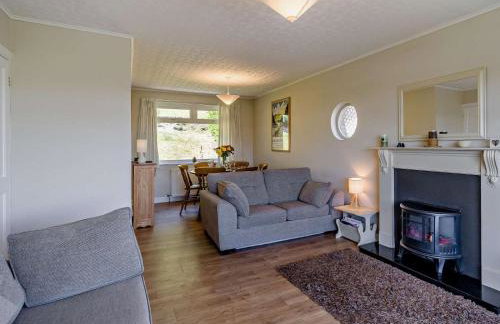 3 Bed in Carnforth oc-sz425 - Photo 2