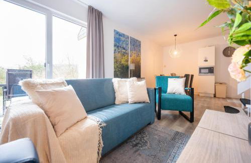 Nature Stay in Hambachtal Holiday Park - Foto 43