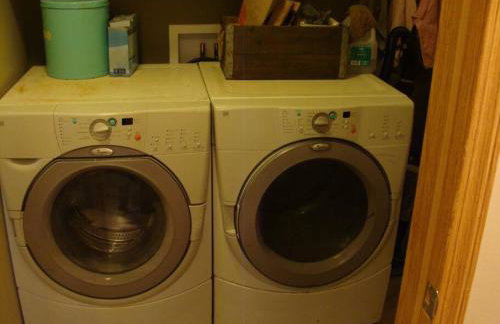 4 Bedroom/2 Bath Home 20 Acres of Woods - Hot Tub - Foto 24