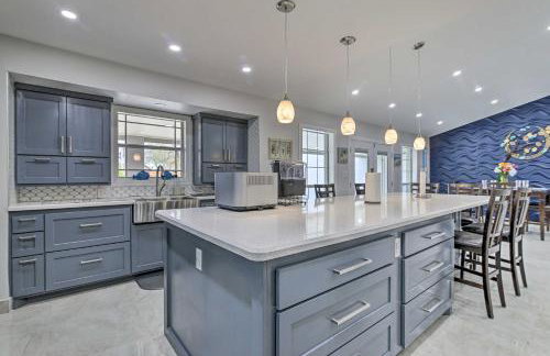 Patio and Grill Spacious Gem Near Gulf Coast! - Foto 14