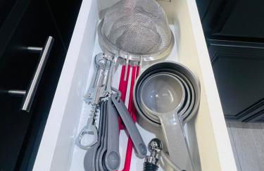 Stylish & Fully Renovated Home! - Foto 18