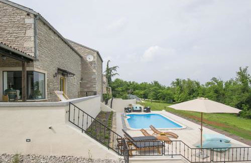 Peaceful Villa with Pool & Sauna, La Casa di Kyra - Foto 3