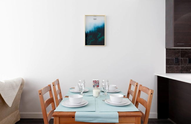 Modern Bright Townhome in Richmond - Photo 14