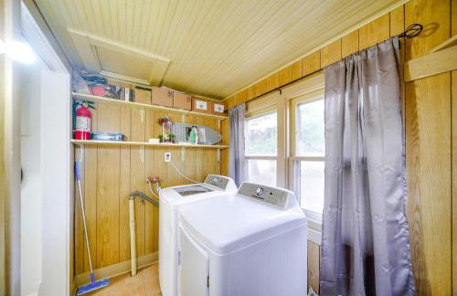 Less Than 1 Mi to Vineyard Historic Farnam Home! - Foto 10