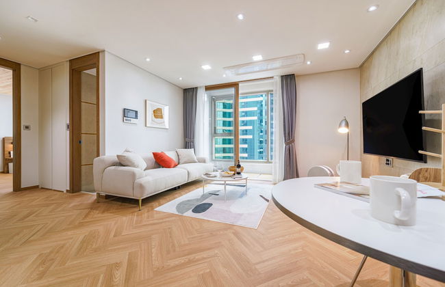 Le collective Busan station - Foto 13