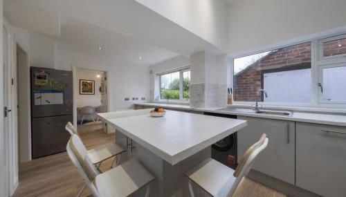 4 Bed in the heart of Hartford - Foto 5