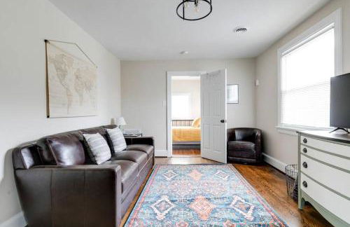 RVA Cottage Cozy & Spacious Near Downtown - Foto 11