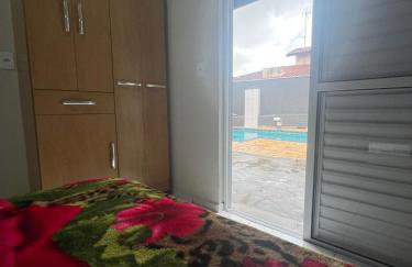 Casa com PISCINA no Centro - Foto 8