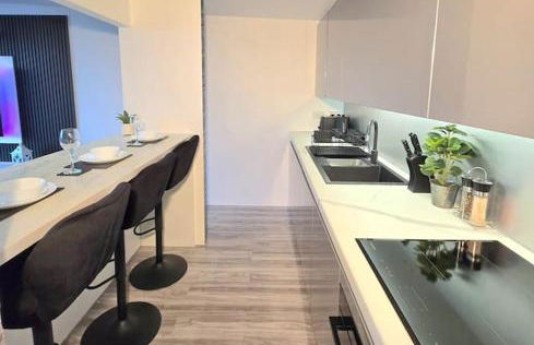 Modern Duplex Penthouse Panoramic Views & Parking - Foto 14