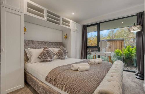 3-Bed, 2-Bath Wembley Apartment with Free Parking - Foto 5