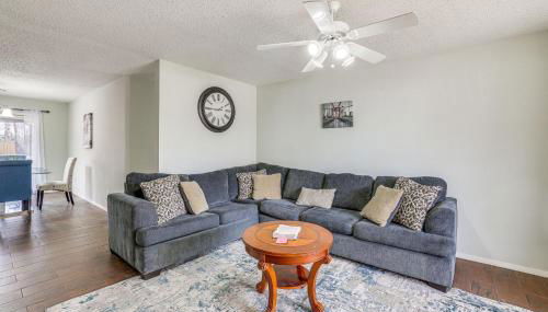 Rogers Vacation Home with Yard 5 Mi to Bentonville - Foto 4