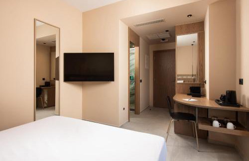 Cosmeen Lifestyle Boutique Stay - Photo 50