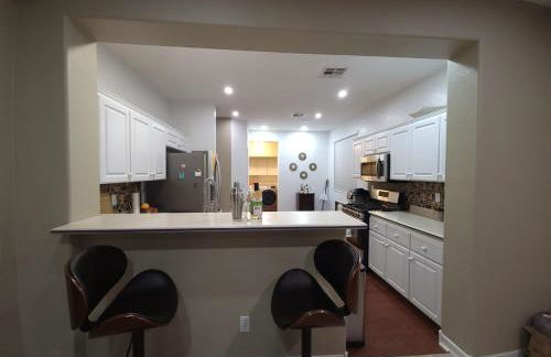 2BD Modern House with heated pool in North Vegas - Foto 27