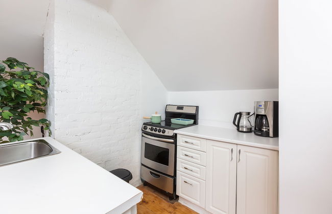 Applewood Suites - Palmerston Avenue - Photo 13