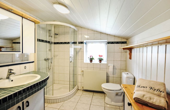 6 bedroom House in Radenthein with garden and terrace - Photo 8