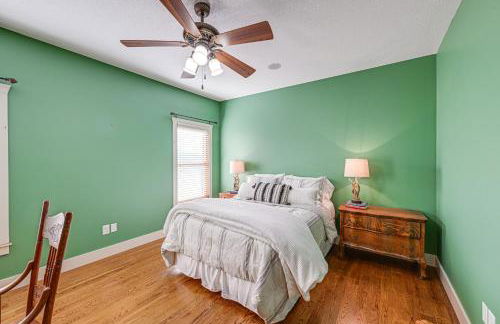 Mountain-View Georgia Cabin with 2 Decks - Foto 22