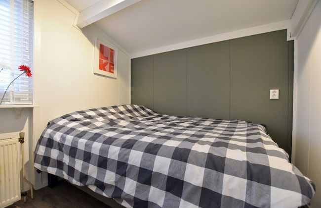 Dog-friendly Stay w/ Spa - Photo 3