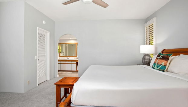 Grand Champions Condos by KBM - Photo 4, Room