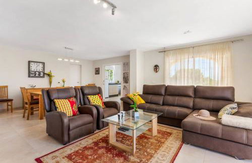 Villa Watsi - PlusHolidays - Photo 6