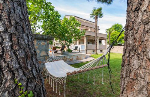 Private holiday house Villa SoulSet with garden and Pool Near Beach in Malinska, Krk - Foto 7