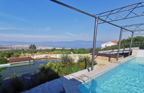 Villa Suzi - Family Farm Stay with Donkeys, Pool and Sea View near Rijeka - Photo 30