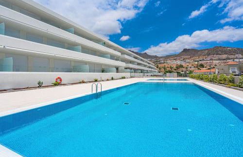 Luxury apartment. Heated Pool. AC. Ocean view! - Foto 4