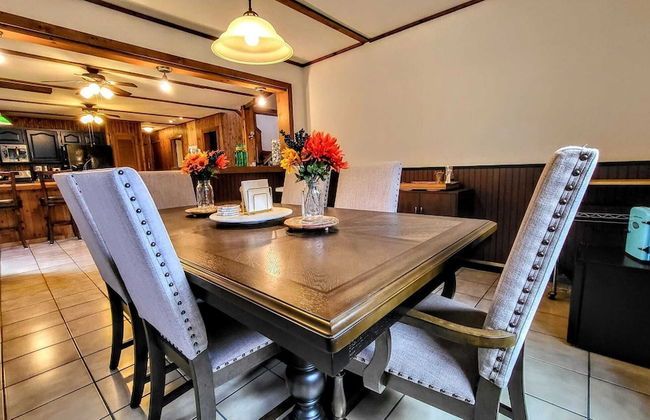 The Wooden Nest by Avantstay Deck, Big Yard w/ Hammocks & Fire Pit - Foto 33