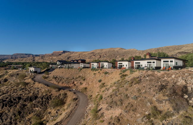 The Dwellings - Photo 54