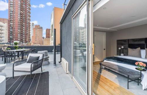 3BR Penthouse Suite with Massive Private Rooftop - Photo 34