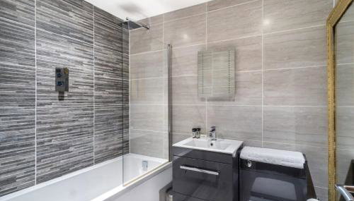 Central Liverpool 1 Bed Apartment w Balcony - Foto 5