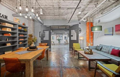 Chic Downtown Industrial loft - Foto 50