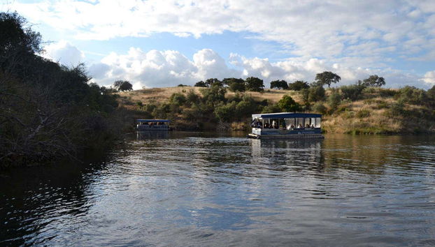 Travessia pelo lago Alqueva