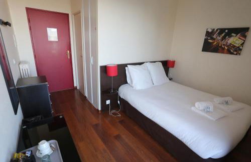 O'Sullivans Bar and Hotel - Foto 17