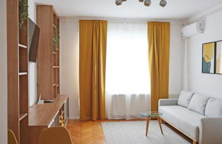 Home Run Apartment - Photo 9