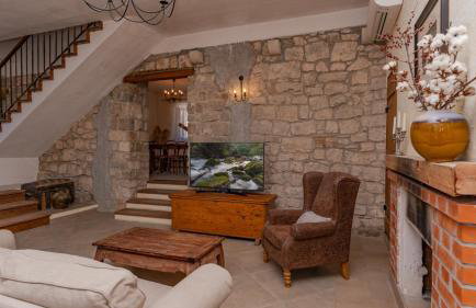 Villa Trojanovic by Villas Guide - Photo 6