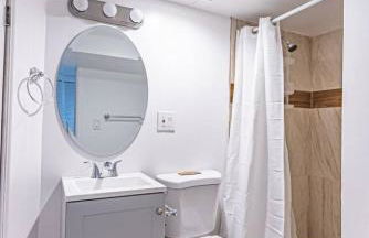 Newark NJ Private Suite NYC Path Train - Foto 6