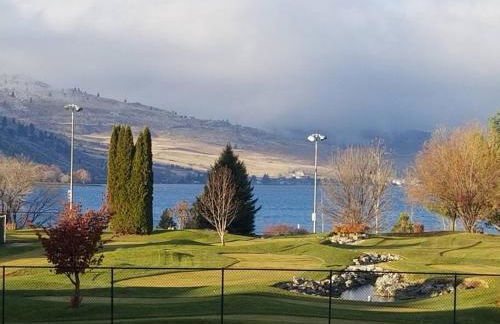 Lake Chelan View Condo in Downtown near Beach! - Foto 13