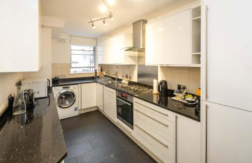 Hyde Park,3 min walk,Family home! 2 Bedrooms & 2 Bathrooms Apartment! Fantastic Location - Foto 8