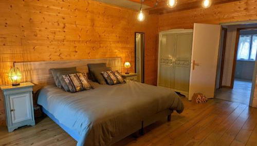 Gîte paisible dans une ancienne ferme avec WIFI et parking à Saint-Bresson - FR-1-583-440 - Foto 2