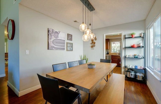 @ Marbella Lane - 4BR Home Away From Home Ldry - Foto 13