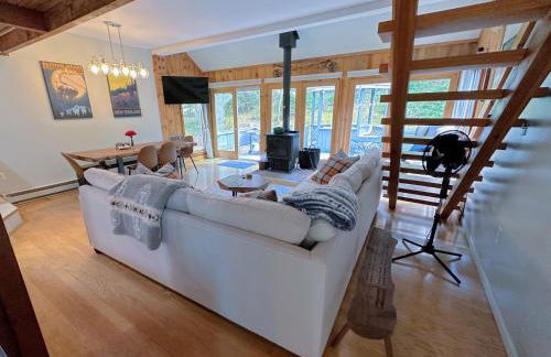 43TV peaceful retreat in the White Mountain fireplace fire pit large yard WiFi AC - Foto 13