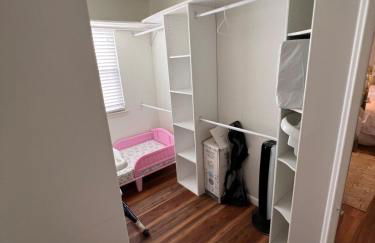 Waterfront retreat minutes from the beach - Foto 6