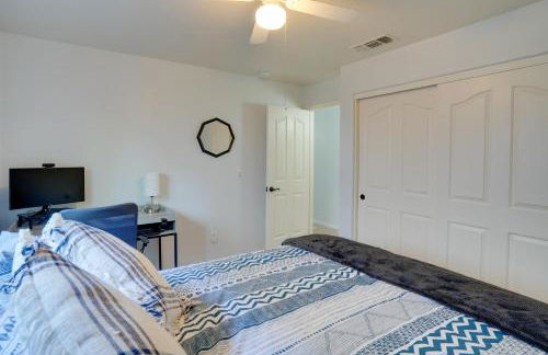 3 Mi to Surprise Stadium! Retreat with Putting Green - Foto 19