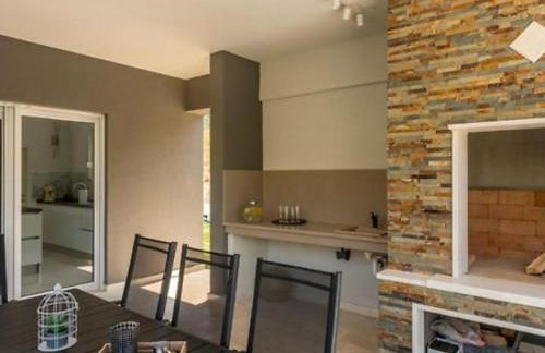 Modern & Stylish Villa with Private Pool - Foto 26