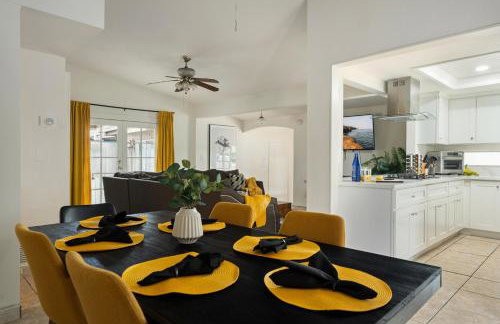 Near Safari & Beach - Backyard Games - AC - Pet OK - Foto 14