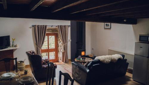 17th Century Mountain Farm Barn at Perthi - Foto 2