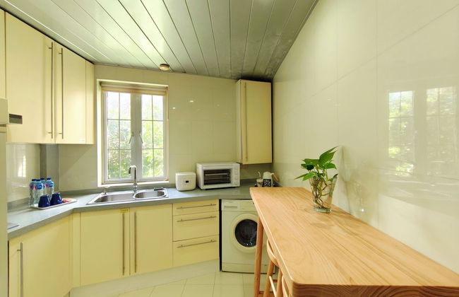 Ladoll Service Apartment - Photo 47